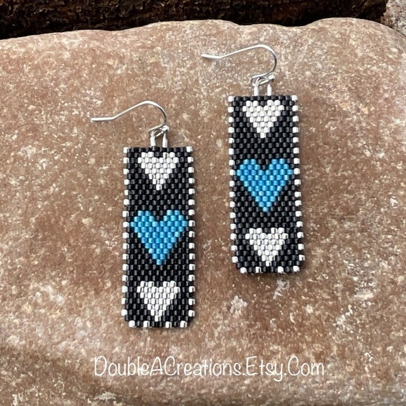 Three Hearts Beaded Earrings - Picture 5 of 6